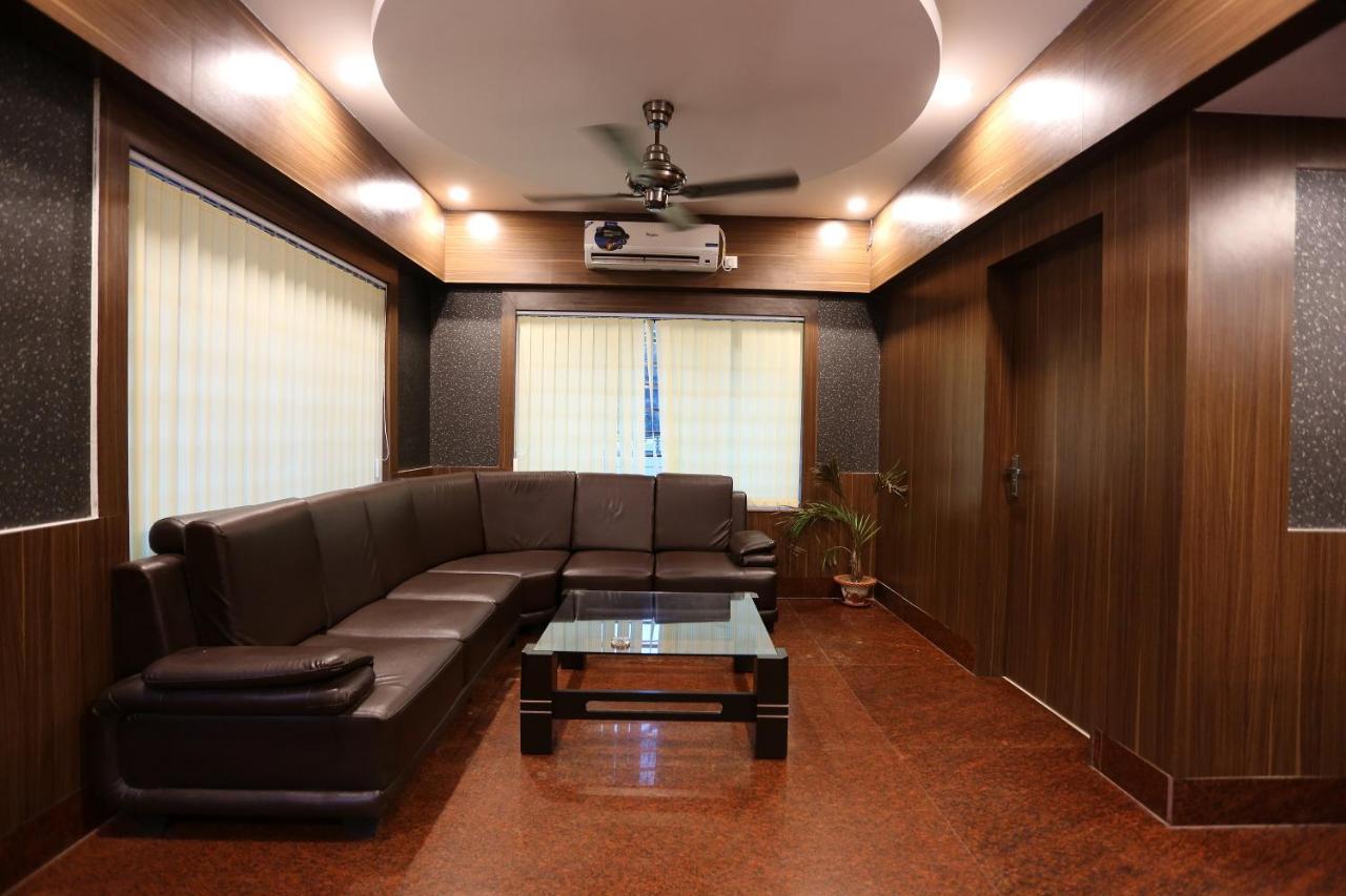 Hotel Railview Bhubaneswar Esterno foto