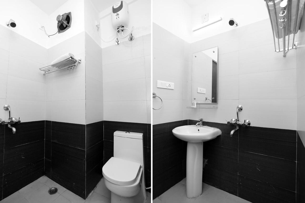 Hotel Railview Bhubaneswar Esterno foto