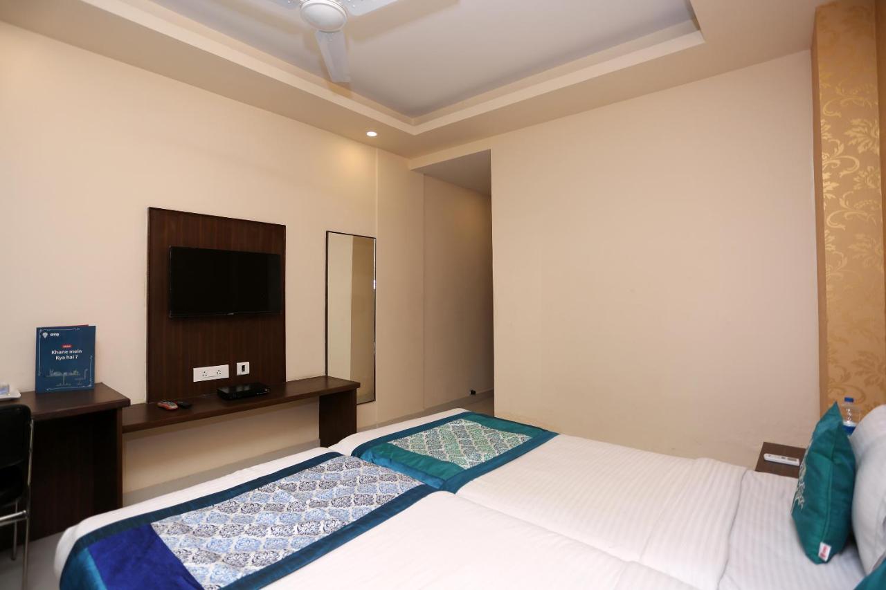 Hotel Railview Bhubaneswar Esterno foto