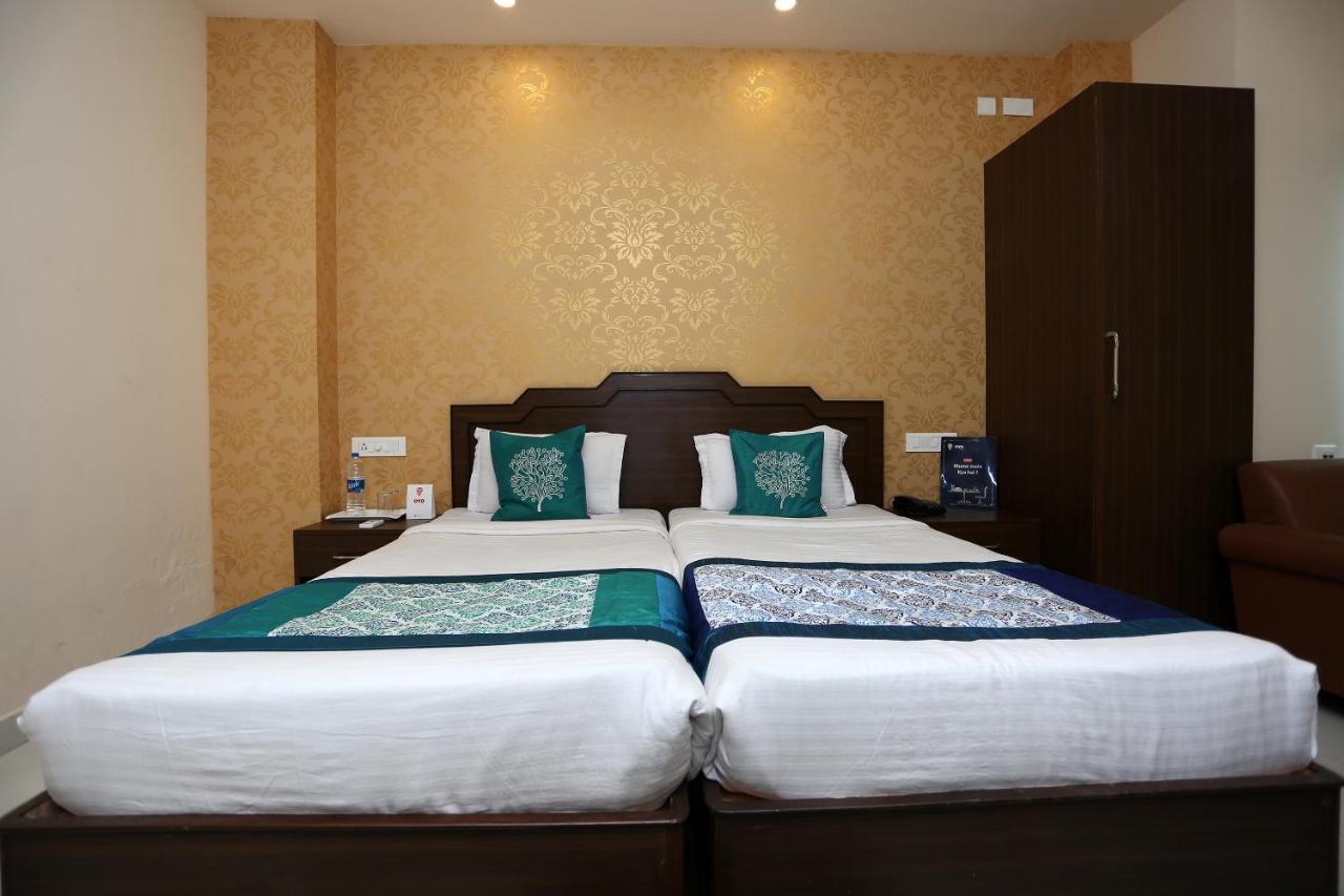 Hotel Railview Bhubaneswar Esterno foto