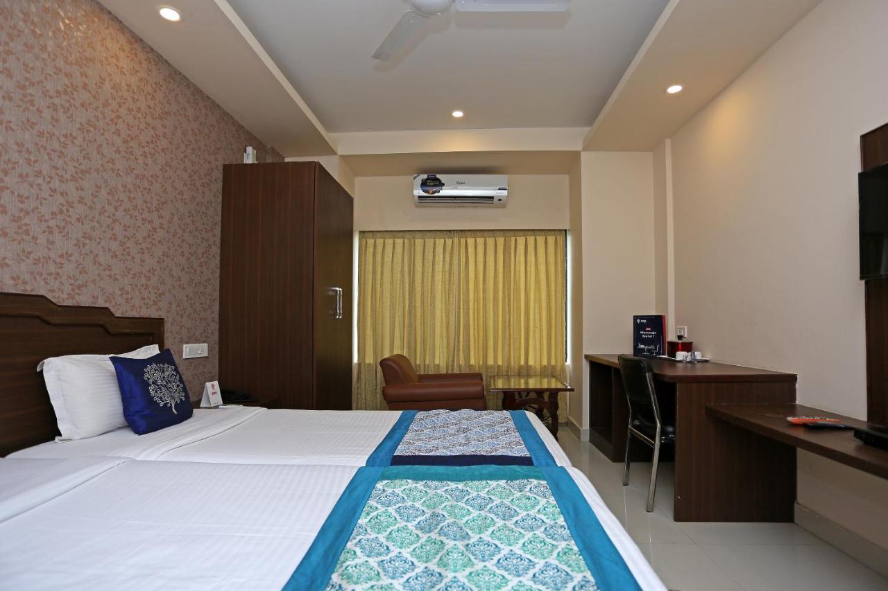 Hotel Railview Bhubaneswar Esterno foto