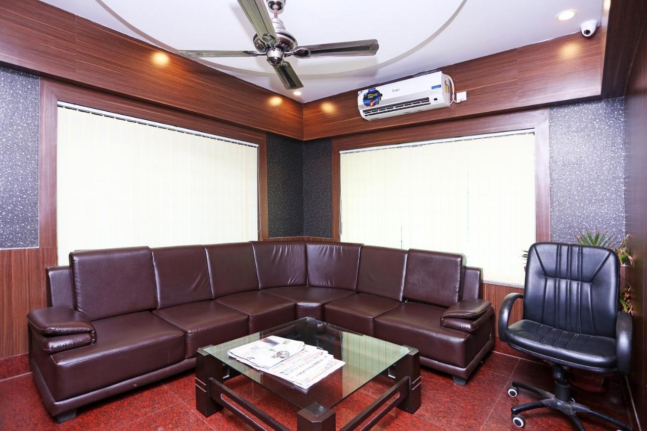 Hotel Railview Bhubaneswar Esterno foto