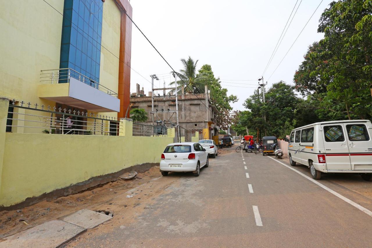 Hotel Railview Bhubaneswar Esterno foto