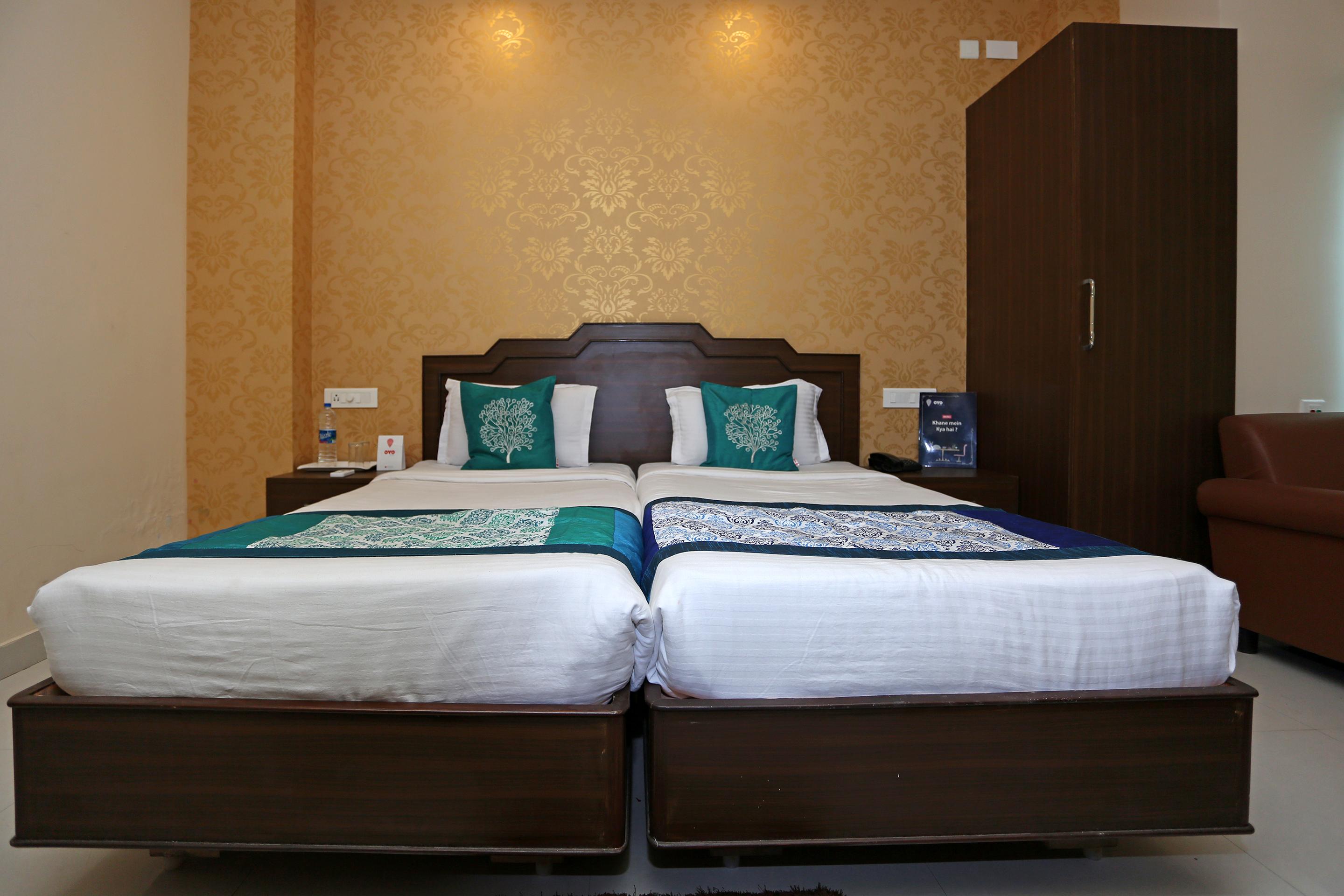 Hotel Railview Bhubaneswar Esterno foto
