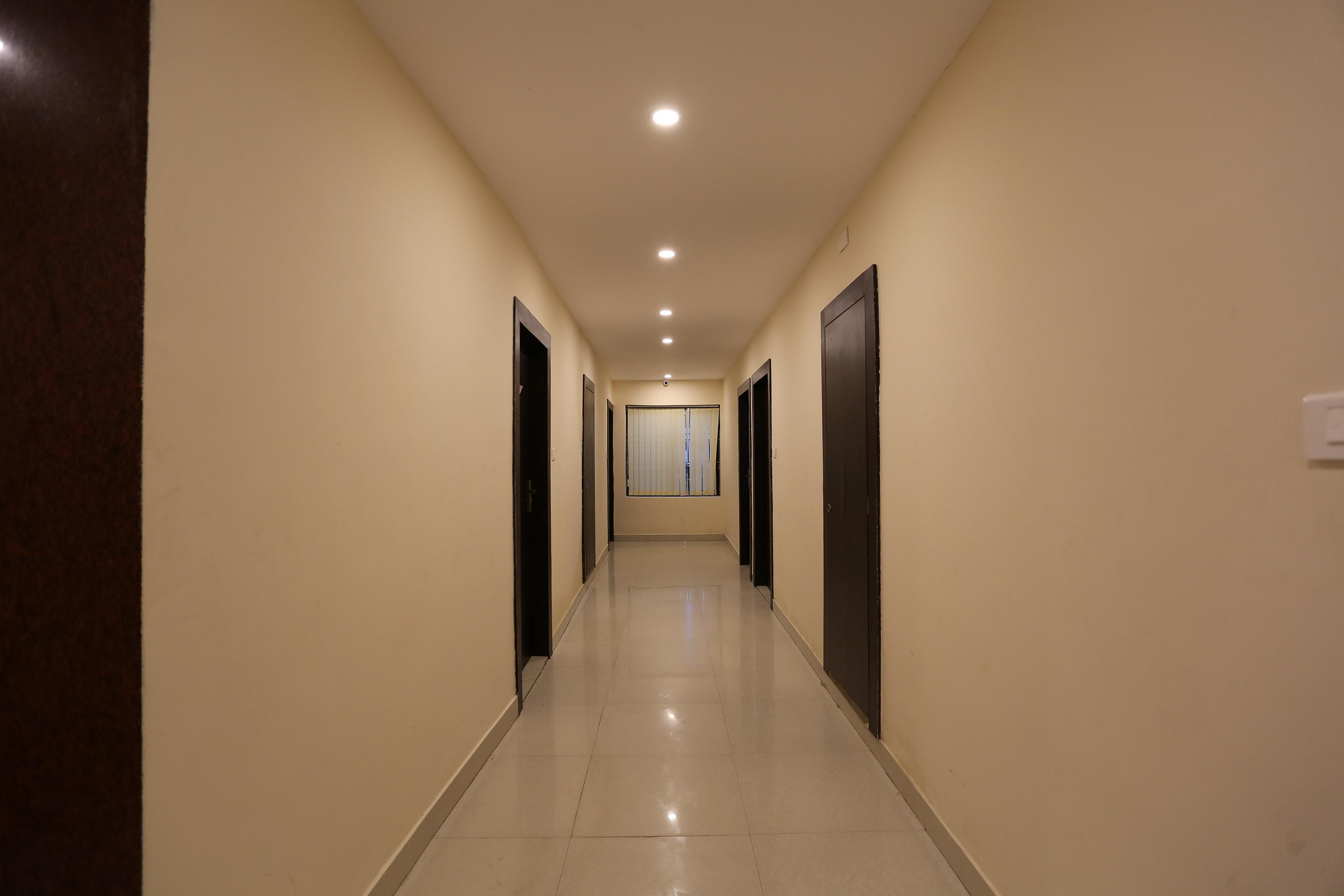 Hotel Railview Bhubaneswar Esterno foto
