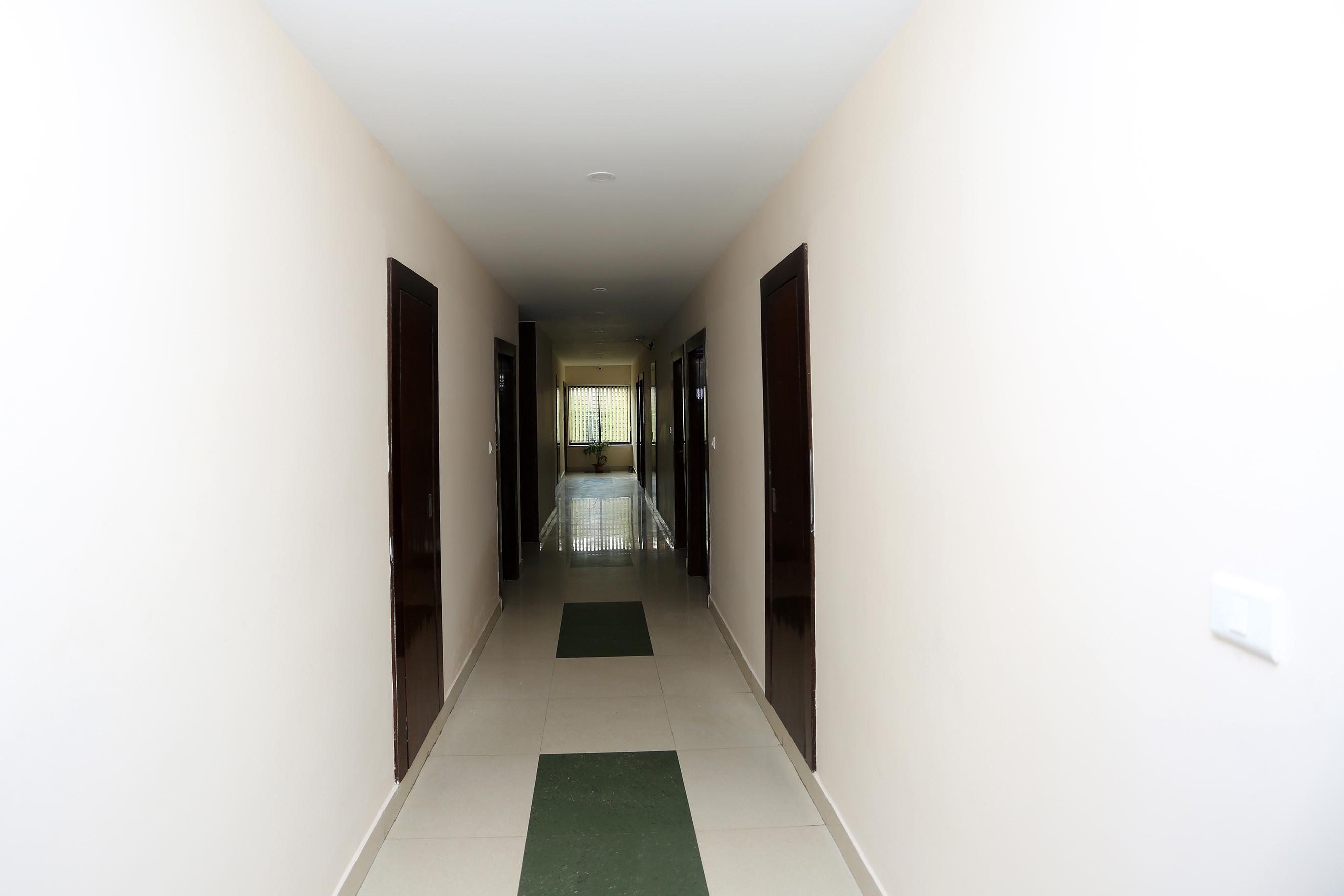 Hotel Railview Bhubaneswar Esterno foto