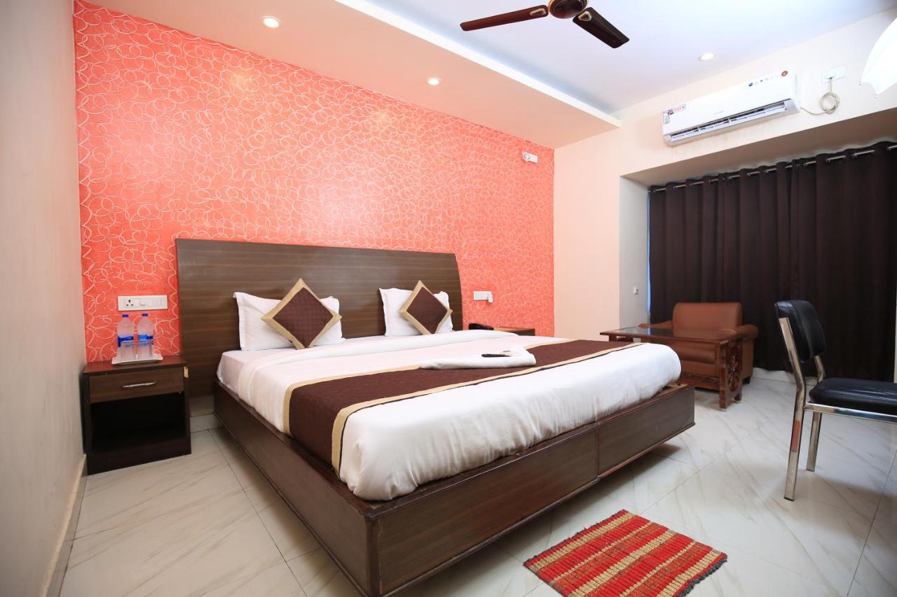 Hotel Railview Bhubaneswar Esterno foto