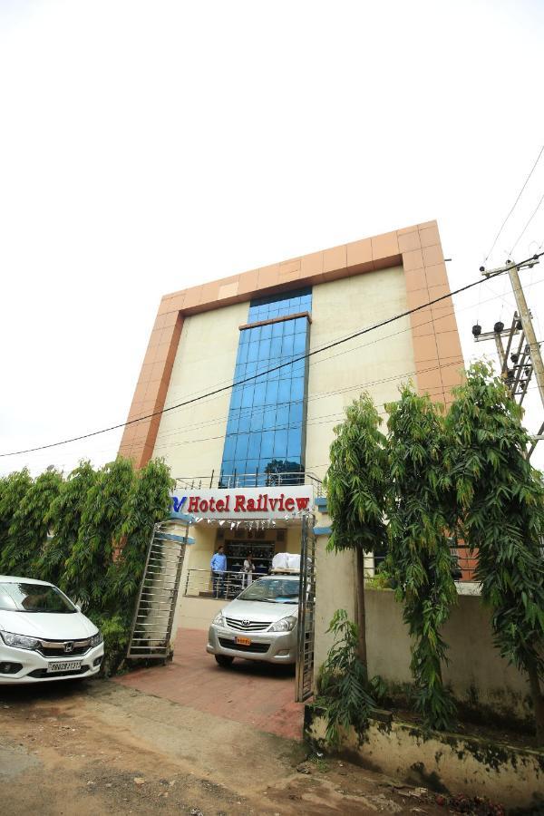 Hotel Railview Bhubaneswar Esterno foto